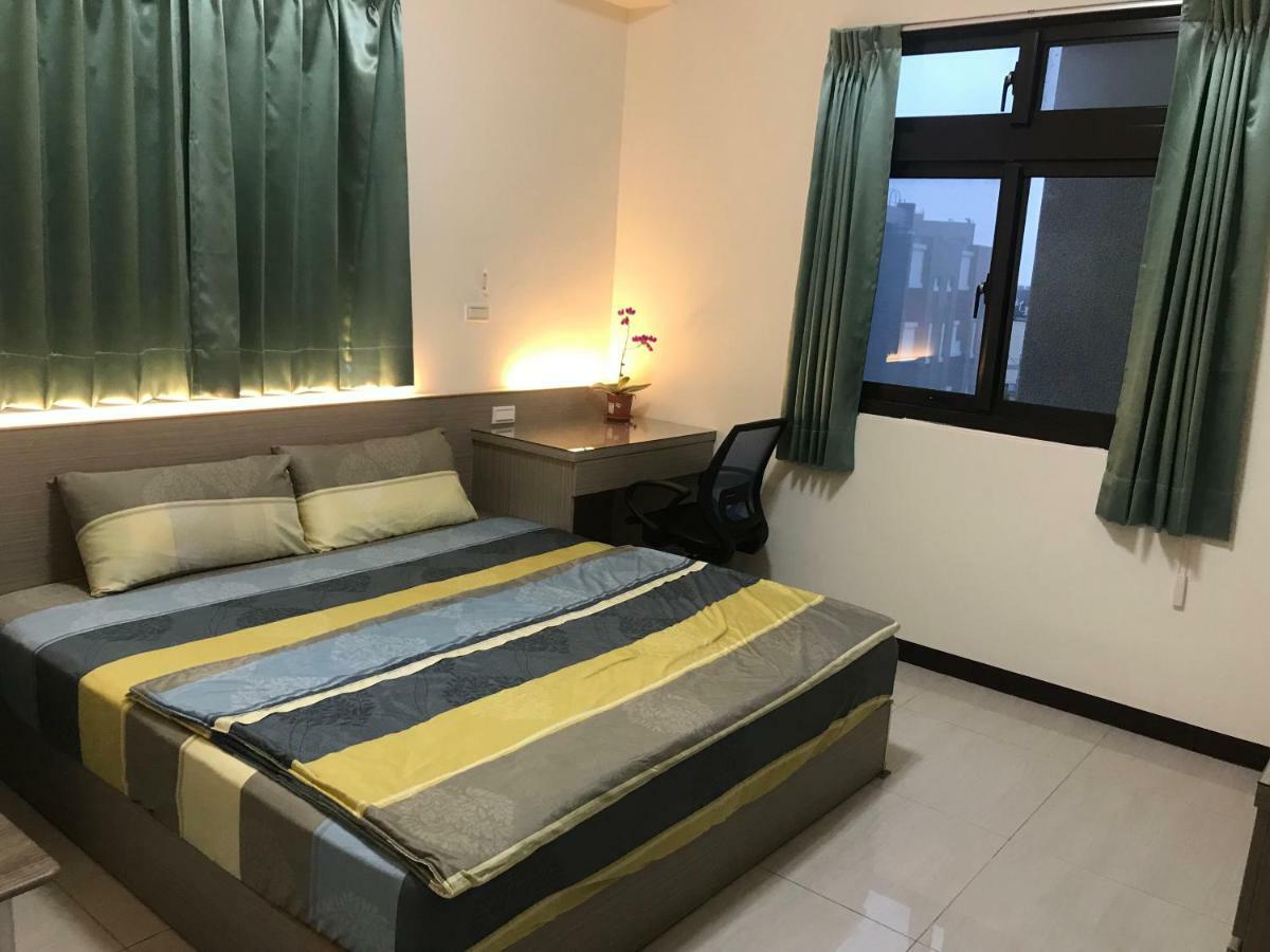 Emerald Diamond Building 2 Zhunan Ngoại thất bức ảnh